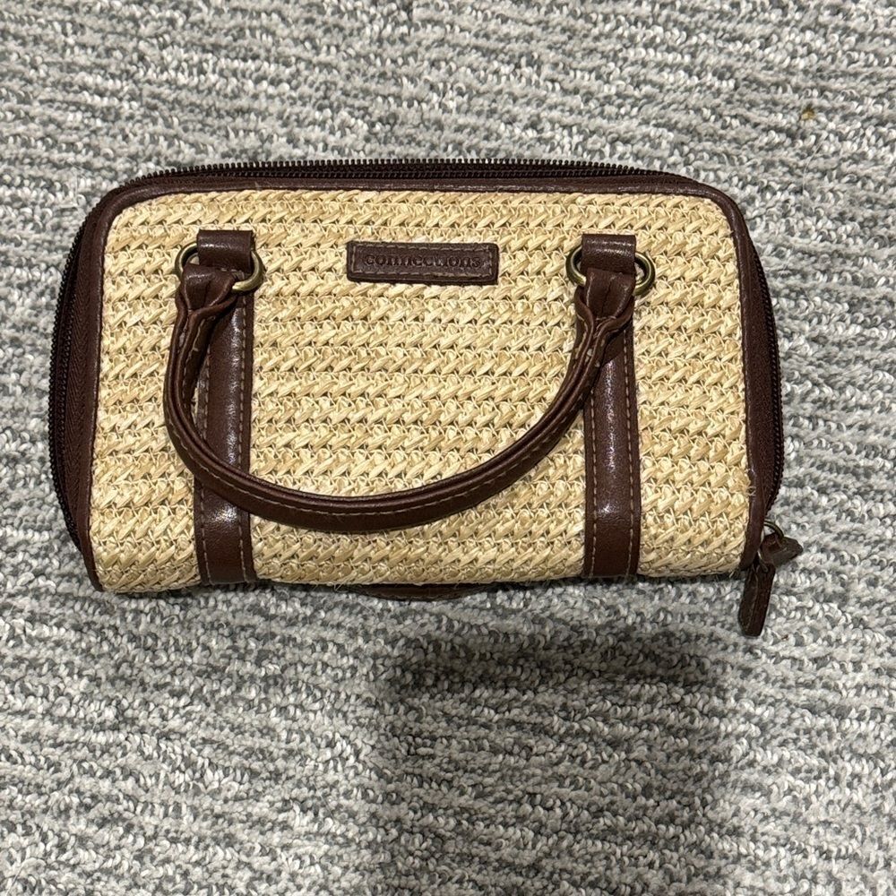 Woven wallet with Leather Trim